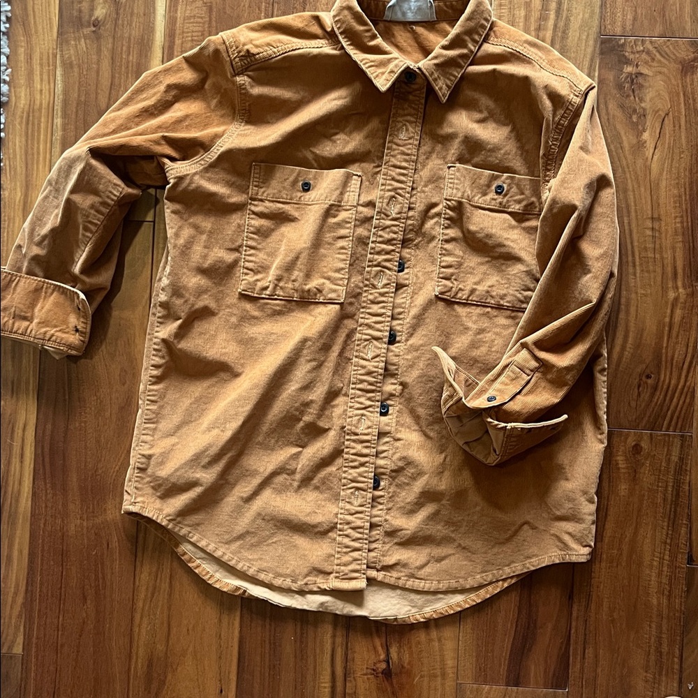 Everlane Oversized Corduroy Shirt in a "brown sugar color XS